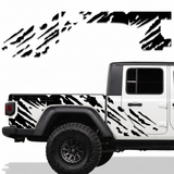 Fixed - Black Flat Strips + Gloss Black on Jeep + Black Fender